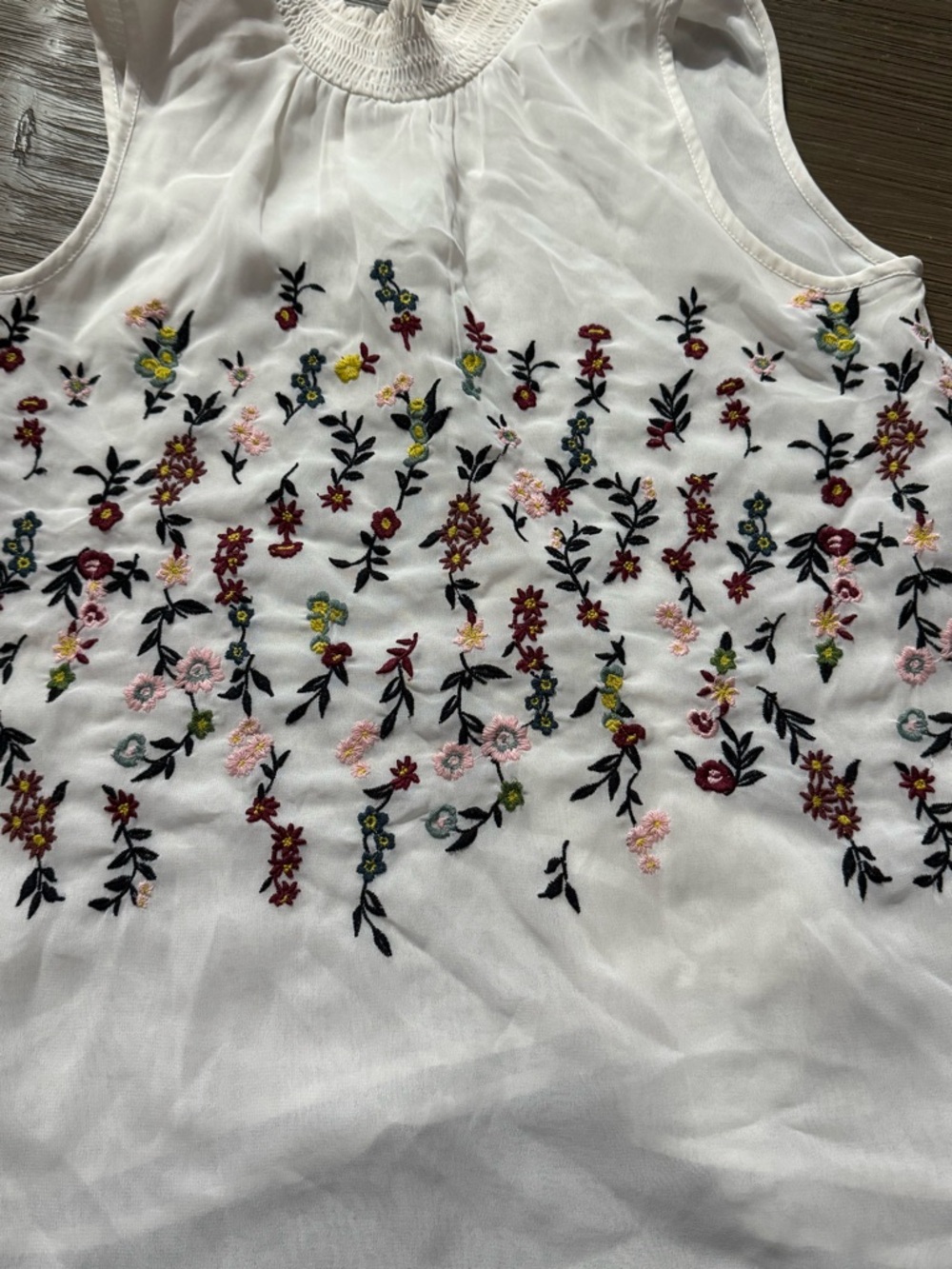 Ann Taylor Factory Cream Smocked Neck Sleeveless Top - Picture 6 of 7